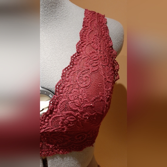 Burgundy Bralette - Picture 2 of 4